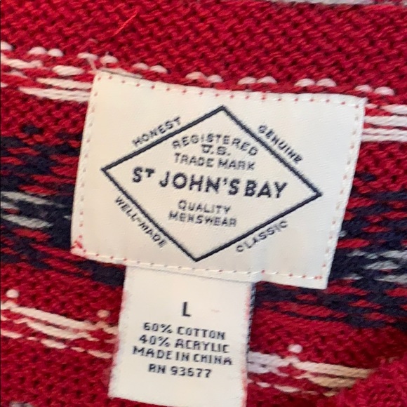 St. John’s Bay red men’s sweater large - Picture 3 of 4